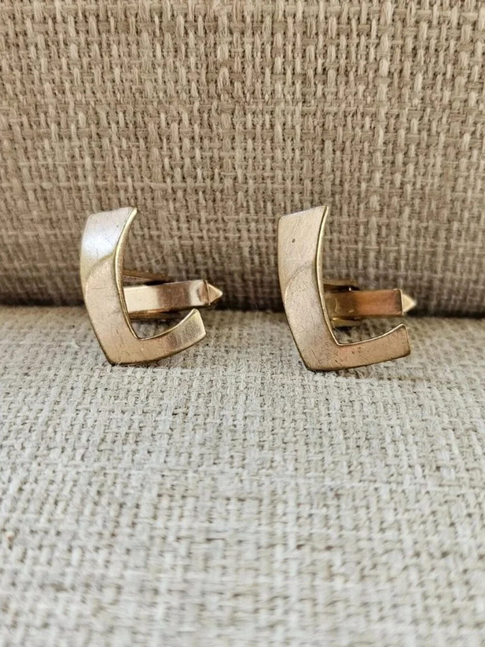 Vintage Cufflinks Gold Tone Initial Letter L Fashion Men Jewelry Cuff Links